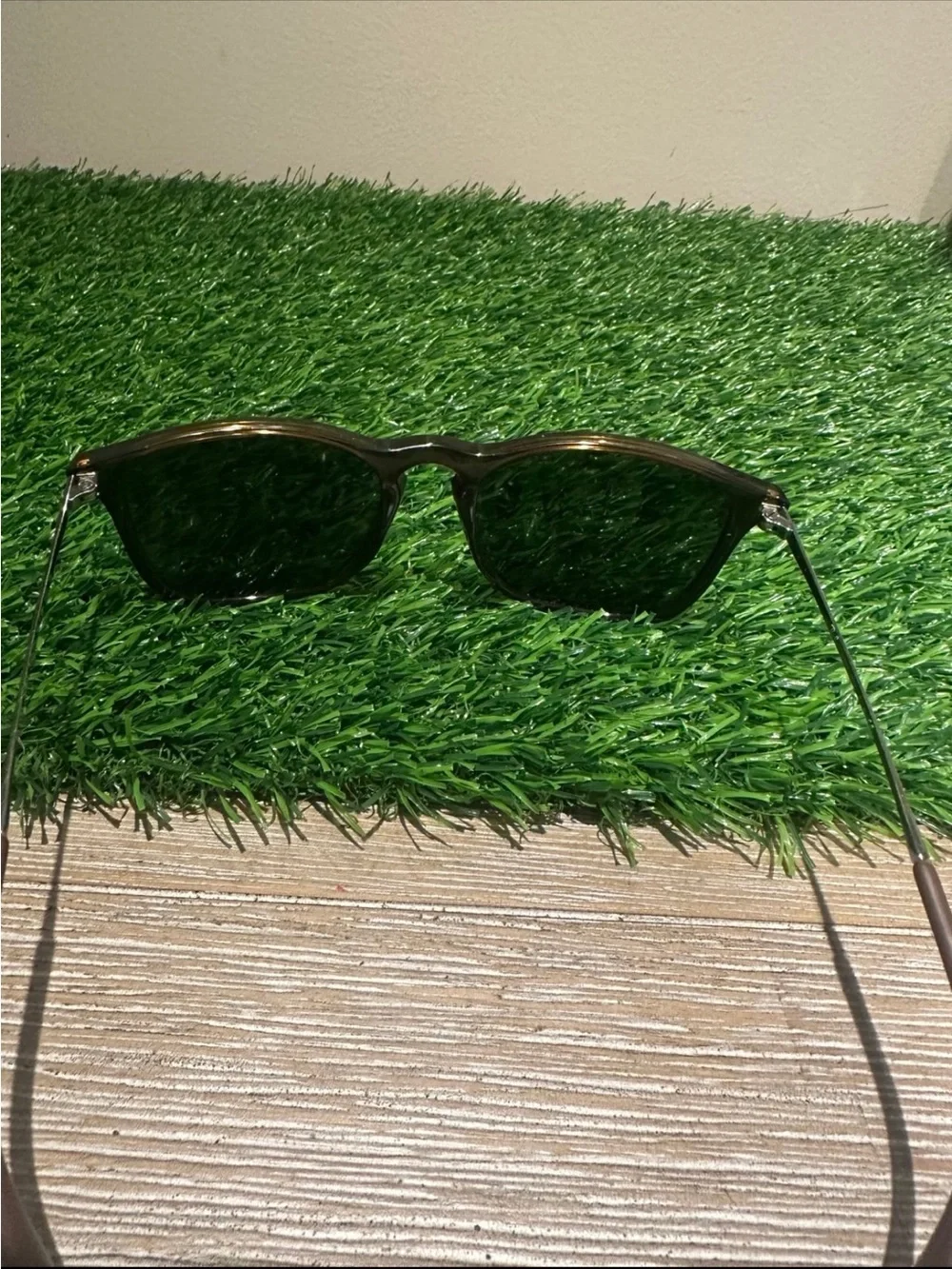 Ray-Ban Brown Tortoiseshell Frame Sunglasses with Black Lenses